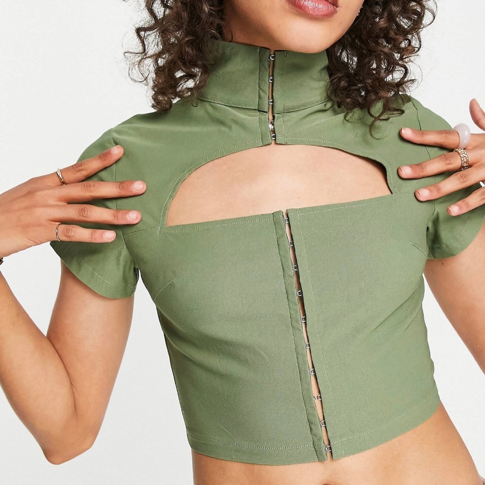 Daisy Street Cutout Top